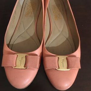 Salvatore Ferragamo flat shoes 7.5